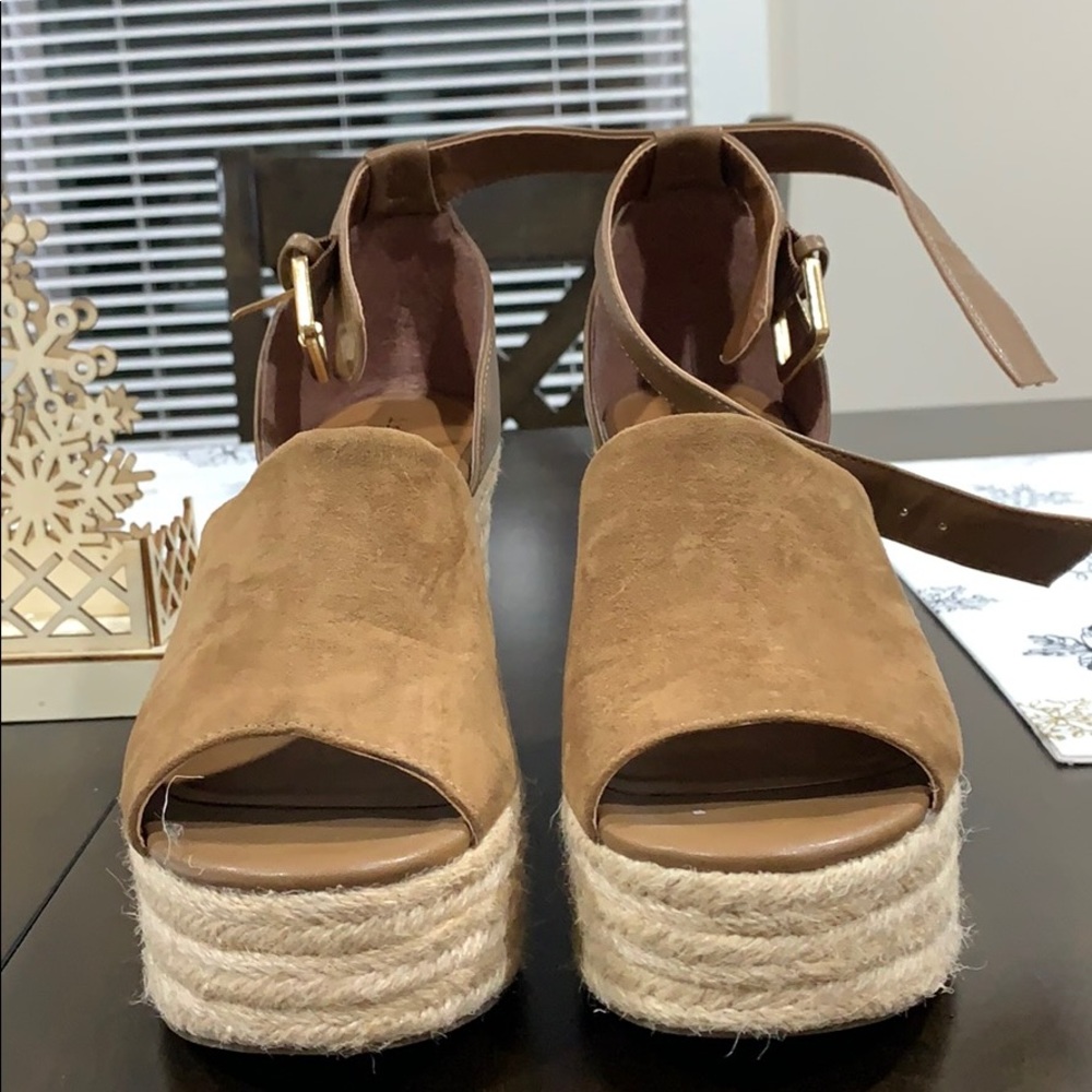 Tan Sandals